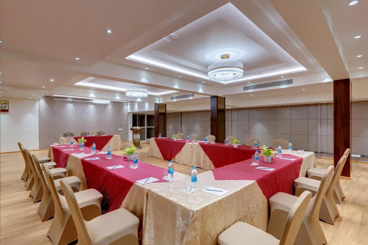 Grand Victoria The Fern Resort & Spa, Panchgani - Mahabaleshwar Exteriör bild